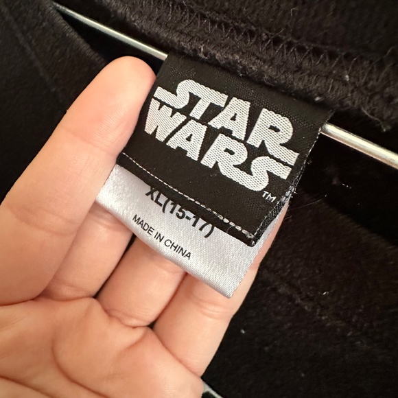 StarWars Crewneck 🌃🤩 - Picture 5 of 5